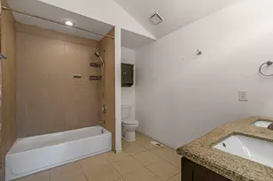6 Cambridge Ct, Cary, IL 60013 - Photo 10