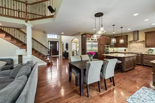 731 S Michigan Ct, Palatine, IL 60067 - Photo 6