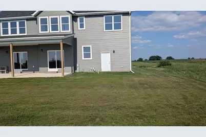 675 S Regulators Street, Rochelle, IL 61068 - Photo 32