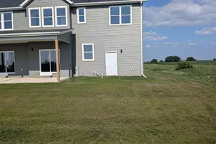 675 S Regulators St, Rochelle, IL 61068 - Photo 32