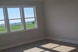 675 S Regulators St, Rochelle, IL 61068 - Photo 20