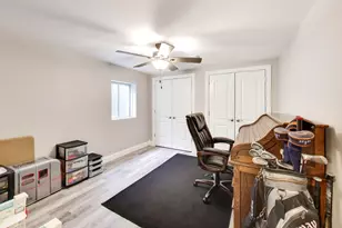1N644 Woodhall Ct, Winfield, IL 60190 - Photo 48