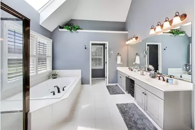 1N644 Woodhall Court, Winfield, IL 60190 - Photo 30