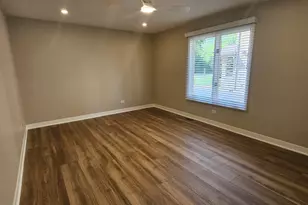 11225 S Kean Ave, Palos Hills, IL 60465 - Photo 10