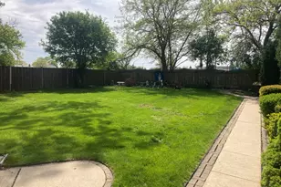 8619 W Sunset Rd, Niles, IL 60714 - Photo 32
