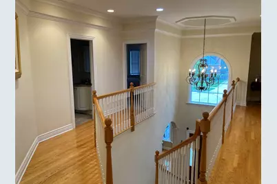 8619 W Sunset Road, Niles, IL 60714 - Photo 16
