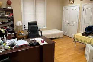 8619 W Sunset Rd, Niles, IL 60714 - Photo 10