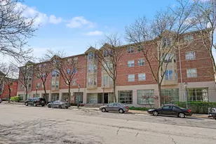57 E Hattendorf Ave, Roselle, IL 60172 - Photo 2