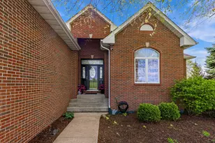 3833 Westlake Village Dr, Winnebago, IL 61088 - Photo 4