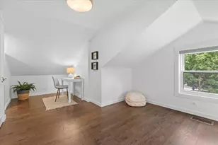 715 Long Rd, Glenview, IL 60025 - Photo 12