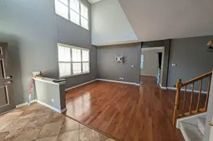 477 Peregrine Pkwy, Bartlett, IL 60103 - Photo 6