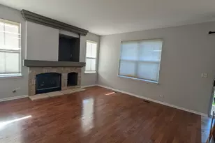 477 Peregrine Pkwy, Bartlett, IL 60103 - Photo 8
