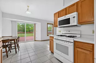 3847 Northline Dr, Rockford, IL 61101 - Photo 14