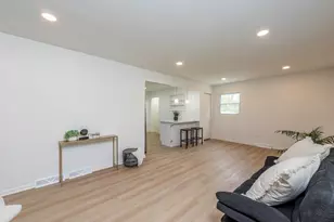 2413 Joppa Ave, Zion, IL 60099 - Photo 6