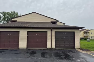 10G Fernwood Dr, Bolingbrook, IL 60440 - Photo 12