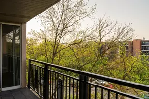 5950 Oakwood Dr, Lisle, IL 60532 - Photo 18