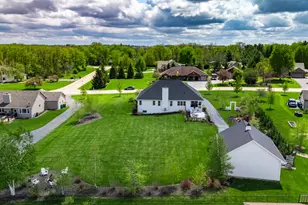 8801 S Rood Rd, Kingston, IL 60145 - Photo 44