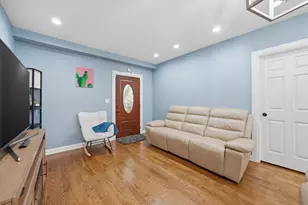 1053 W 104th Pl, Chicago, IL 60643 - Photo 4
