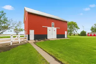 303 2900E County Rd, Rutland, IL 61358 - Photo 36