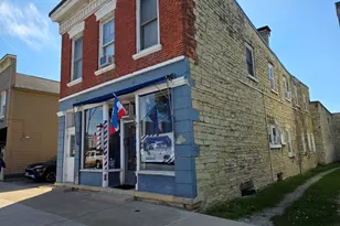 809 S State St, Lockport, IL 60441 - Photo 1