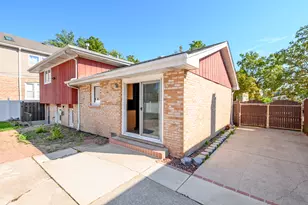 3008 W 110th Pl, Chicago, IL 60655 - Photo 20