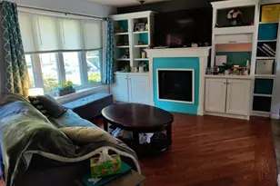 3008 W 110th Pl, Chicago, IL 60655 - Photo 2