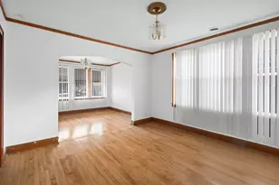 2101 W 51st St, Chicago, IL 60609 - Photo 8
