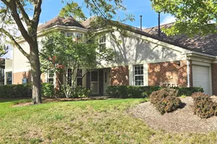 1236 Churchill Ct, Buffalo Grove, IL 60089 - Photo 2