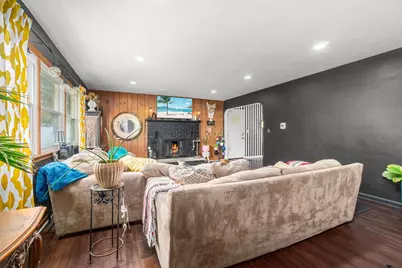 639 Meyer Court, Aurora, IL 60506 - Photo 6