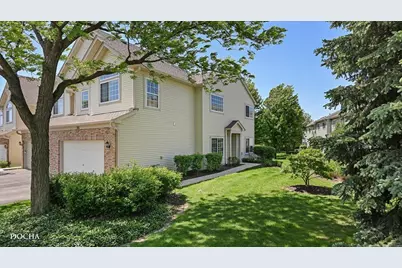 386 Jamestown Court, Aurora, IL 60502 - Photo 2