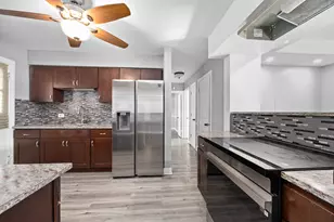 9306 S 54th Ave, Oak Lawn, IL 60453 - Photo 6