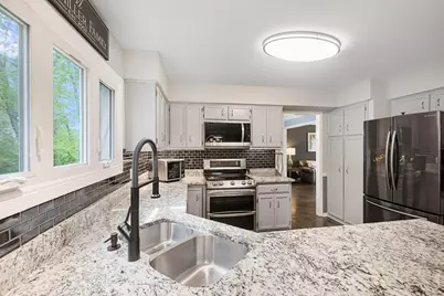 250 Covington Drive, Barrington, IL 60010 - Photo 6