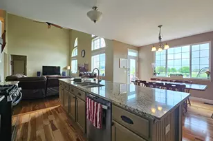6508 Waterford Dr, McHenry, IL 60050 - Photo 4