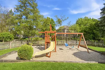 1260 Cromwell Lane, Naperville, IL 60564 - Photo 38