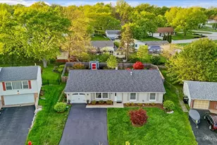 666 Surryse Rd, Lake Zurich, IL 60047 - Photo 28