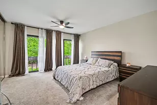 5945 Meadow Dr, Lisle, IL 60532 - Photo 10