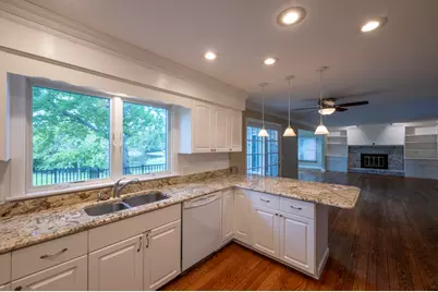 833 Huntleigh Drive, Naperville, IL 60540 - Photo 14
