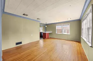 261 Melrose Ave, Elmhurst, IL 60126 - Photo 4