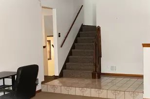 10013 S Menard Ave, Oak Lawn, IL 60453 - Photo 8