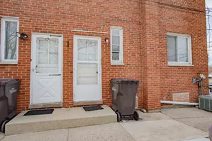 4852 Carol St, Skokie, IL 60077 - Photo 4