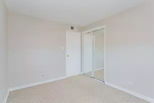4852 Carol St, Skokie, IL 60077 - Photo 18