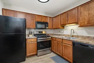 1312 McDowell Rd, Naperville, IL 60563 - Photo 6