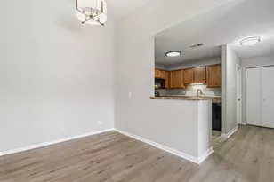 1312 McDowell Rd, Naperville, IL 60563 - Photo 16