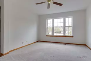 2944 Oak Ct, Schaumburg, IL 60193 - Photo 22