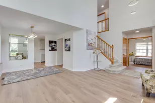 2944 Oak Ct, Schaumburg, IL 60193 - Photo 6