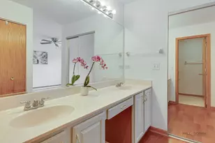 2944 Oak Ct, Schaumburg, IL 60193 - Photo 24