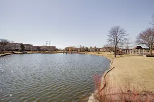 1101 S Hunt Club Dr, Mount Prospect, IL 60056 - Photo 38
