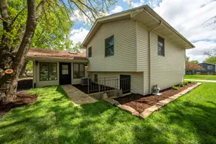 24340 Davids Ct, Naperville, IL 60564 - Photo 44