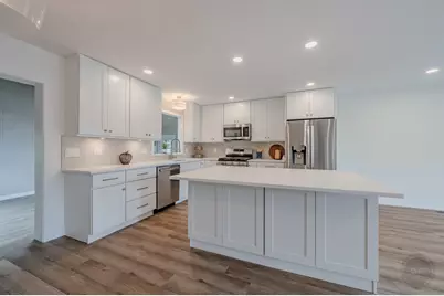 24340 Davids Court, Naperville, IL 60564 - Photo 14