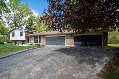 24340 Davids Court, Naperville, IL 60564 - Photo 2